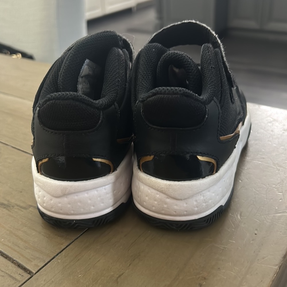 Jordan Flight - Picture 3 of 3